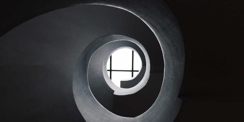 域名注册后必做的5项安全防护，守护您的网站建设与企业邮箱安全