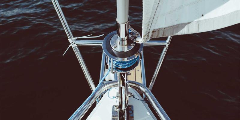 域名注册是什么？从入门到精通的完整指南（含139域名与云服务器联动策略）